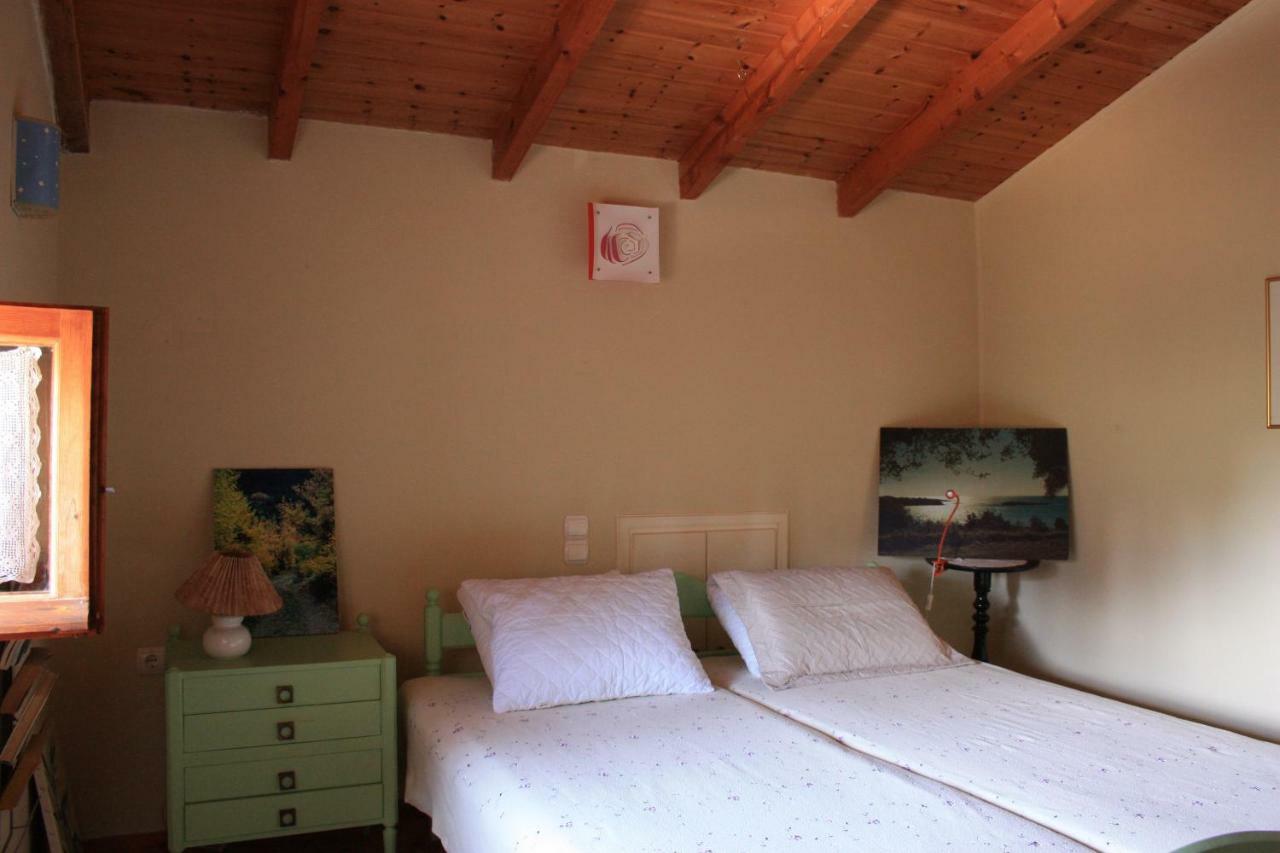 Mercouri Stone Cottage Korakohóri Kültér fotó